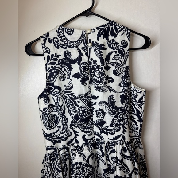 Eliza J Floral Beaded Neckline Dark Navy Blue White Linen Blend Mini Dress M - Picture 12 of 17